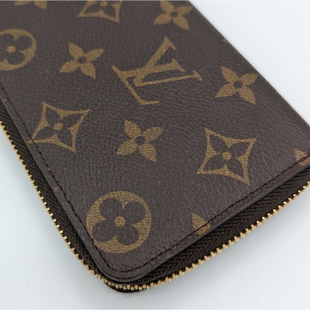 Louis Vuitton Clemence Wallet - Picture 8 of 16